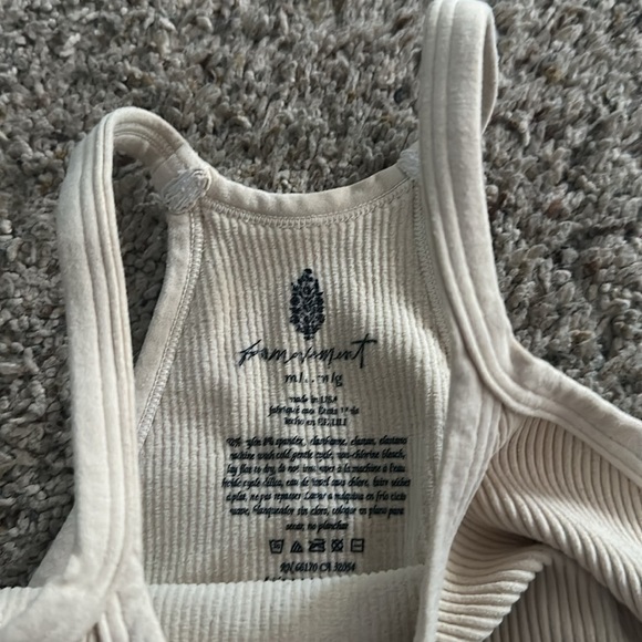 Free People run top - Picture 2 of 3